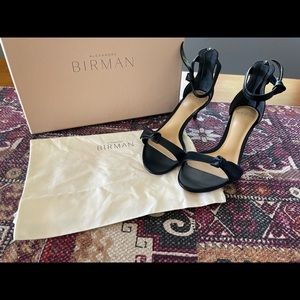 AUTH BNIB Alexandre Birman Black Clarita Kitten Heel SZ 36.5